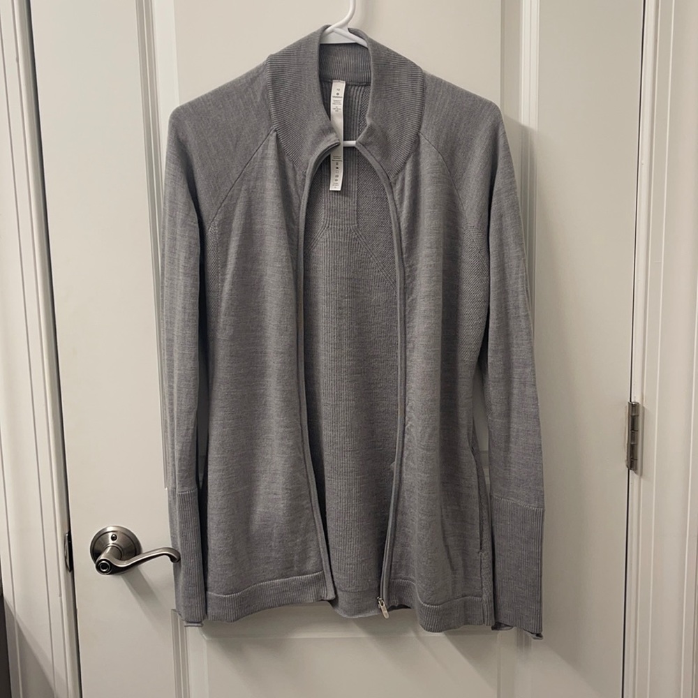 Time to Thrive Lululemon full zip jacket sweater in Grey